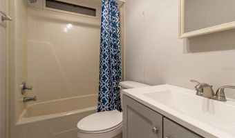 25836 MANHATTAN Ln, Astor, FL 32102