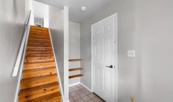 71 73 Elm St, Andover, NJ 07801