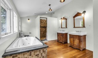 4 Oneida Ave, Atlantic Highlands, NJ 07716