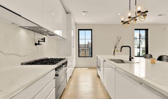 2100 4TH St NE #2, Washington, DC 20002