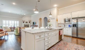 110 Parkview Dr, Aledo, TX 76008