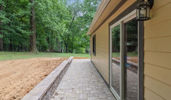 10813 LOCKLAND Rd, Potomac, MD 20854