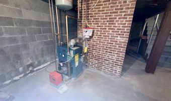 181 Sunset Dr, Ansonia, CT 06401