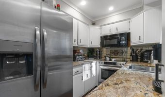 30 Marldon Rd, Danbury, CT 06804