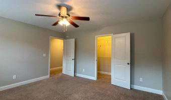 108 Hackamore Ln, Camden, SC 29020