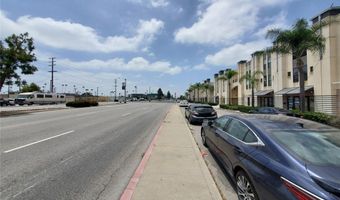 8021 S VERMONT Ave 24, Los Angeles, CA 90044