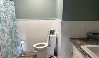 26 Raymond St, Coventry, RI 02816