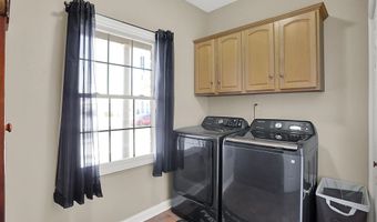 7603 Shannon Lakes Way, Indianapolis, IN 46217