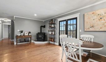 72 E 1600 Rd, Baldwin City, KS 66006