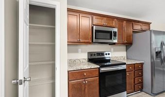 390 Rosalie Maria Dr, Biloxi, MS 39531