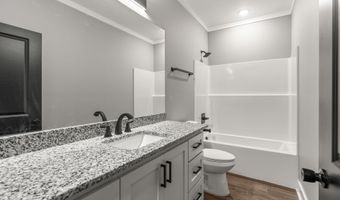 100 Michelle Dr, Beebe, AR 72012