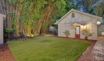 1230 GOLDEN Ln, Orlando, FL 32804