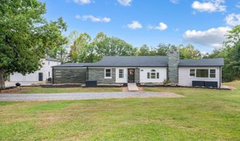 3270 Wards Rd, Altavista, VA 24517