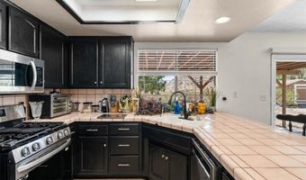15984 Tinta Rd, Apple Valley, CA 92307