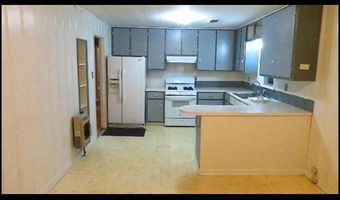 1202 N Holly St, Beebe, AR 72012