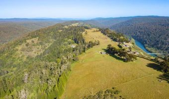 32550 Navarro Ridge Rd, Albion, CA 95410