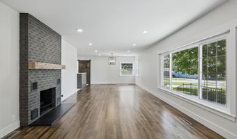 540 E 4th St, Baxter Springs, KS 66713