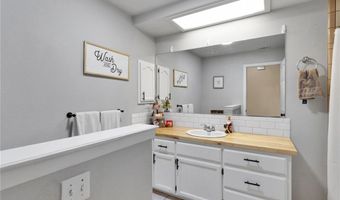 15888 Saint Timothy, Apple Valley, CA 92307