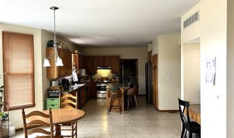 863 Marc Dr, Alton, IL 62002