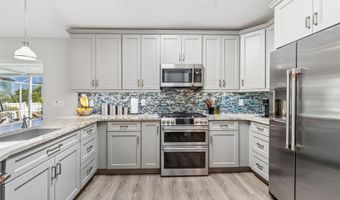 403 FLAMINGO Dr, Apollo Beach, FL 33572
