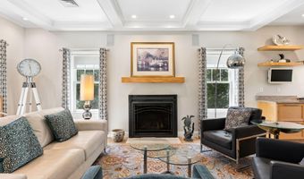 27 Ranger Ln, Arundel, ME 04046