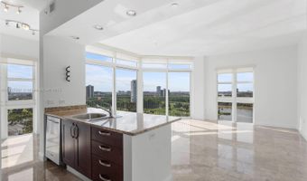 19900 E Country Club Dr TS10, Aventura, FL 33180