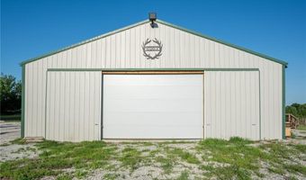 23058 160th St, Altamont, MO 64620