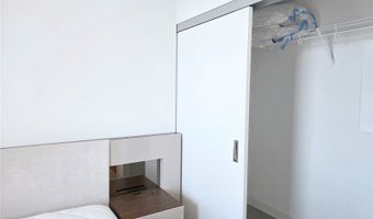 987 Queen St 4003, Honolulu, HI 96814