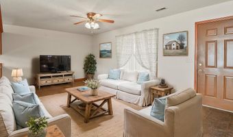654 Highway T, Aldrich, MO 65601