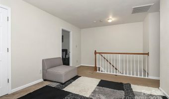 7707 Brisbane Ct, Charlotte, NC 28215