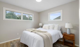 1029 S Hague Ave, Columbus, OH 43204