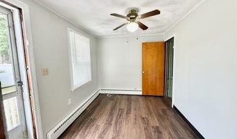 44 Dudley Ave, Newport, RI 02840