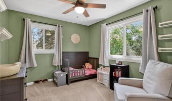1802 Oak Knoll Dr NE, Alexandria, MN 56308
