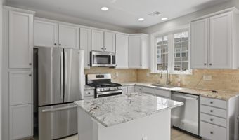 20657 MAITLAND Ter, Ashburn, VA 20147