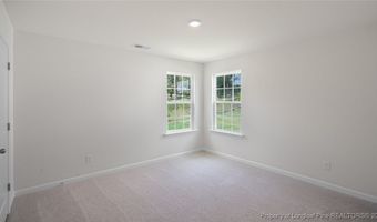 1052 Misty Creek Dr, Aberdeen, NC 28315
