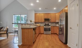 44357 OAKMONT MANOR Sq, Ashburn, VA 20147