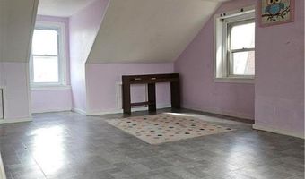 30 N 2nd St 2, Allentown, PA 18101