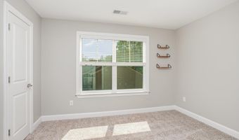 208 Big Woods Cir, Belton, SC 29627