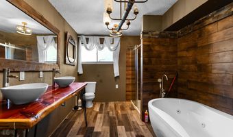 1829 W Lake Shore Dr, Alvarado, TX 76009