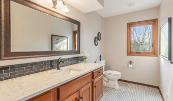 10159 E Rivershore Dr SE, Alto, MI 49302