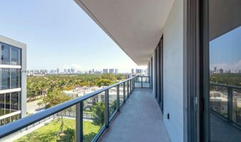 2960 NE 207th St 909, Aventura, FL 33180