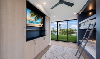 703 S BAY Blvd, Anna Maria, FL 34216
