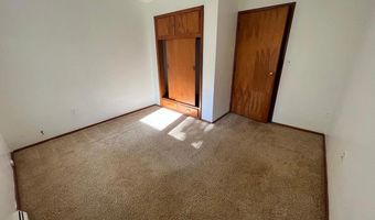 3266 Ravenwood Ave, Ann Arbor, MI 48103