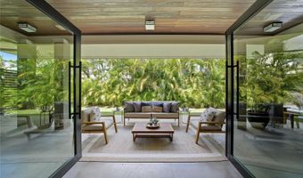 926 Aalapapa Dr, Kailua, HI 96734