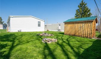 1406 East Dr, Alden, NY 14004
