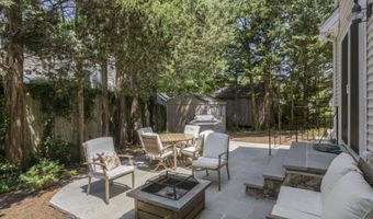 15 Bay View Rd, Barnstable, MA 02630