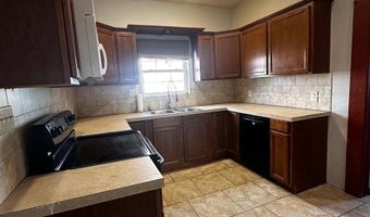 308 E 5th Ave, Arkansas City, KS 67005