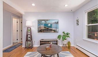 46 Stone Gate Dr, North Kingstown, RI 02852