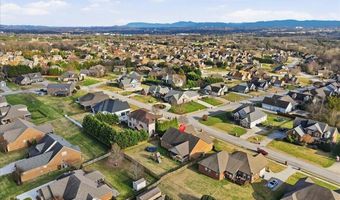 1179 Linford Cir, Alcoa, TN 37701