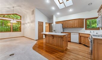 5 Ellesmere Ln, Bella Vista, AR 72714